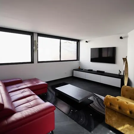 Bulles&spa 1 Avec Jacuzzi بلانياك